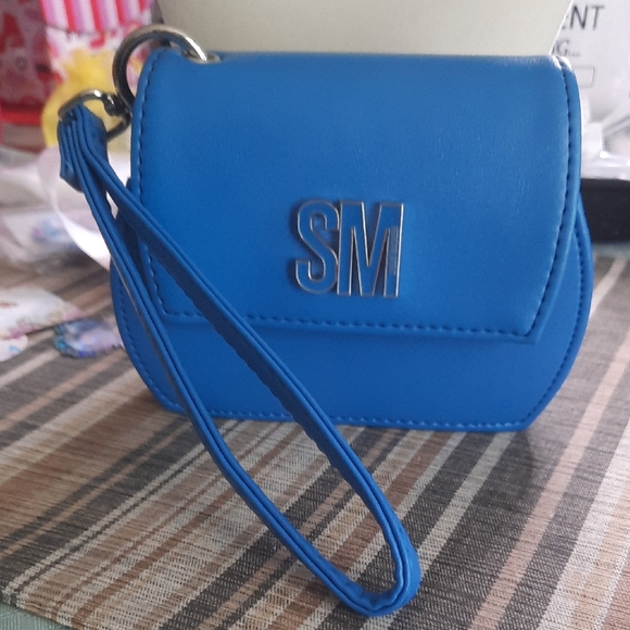 Steve Madden Handbags - Steve Madden Bright Blue Wristlet Clutch with SM Logo